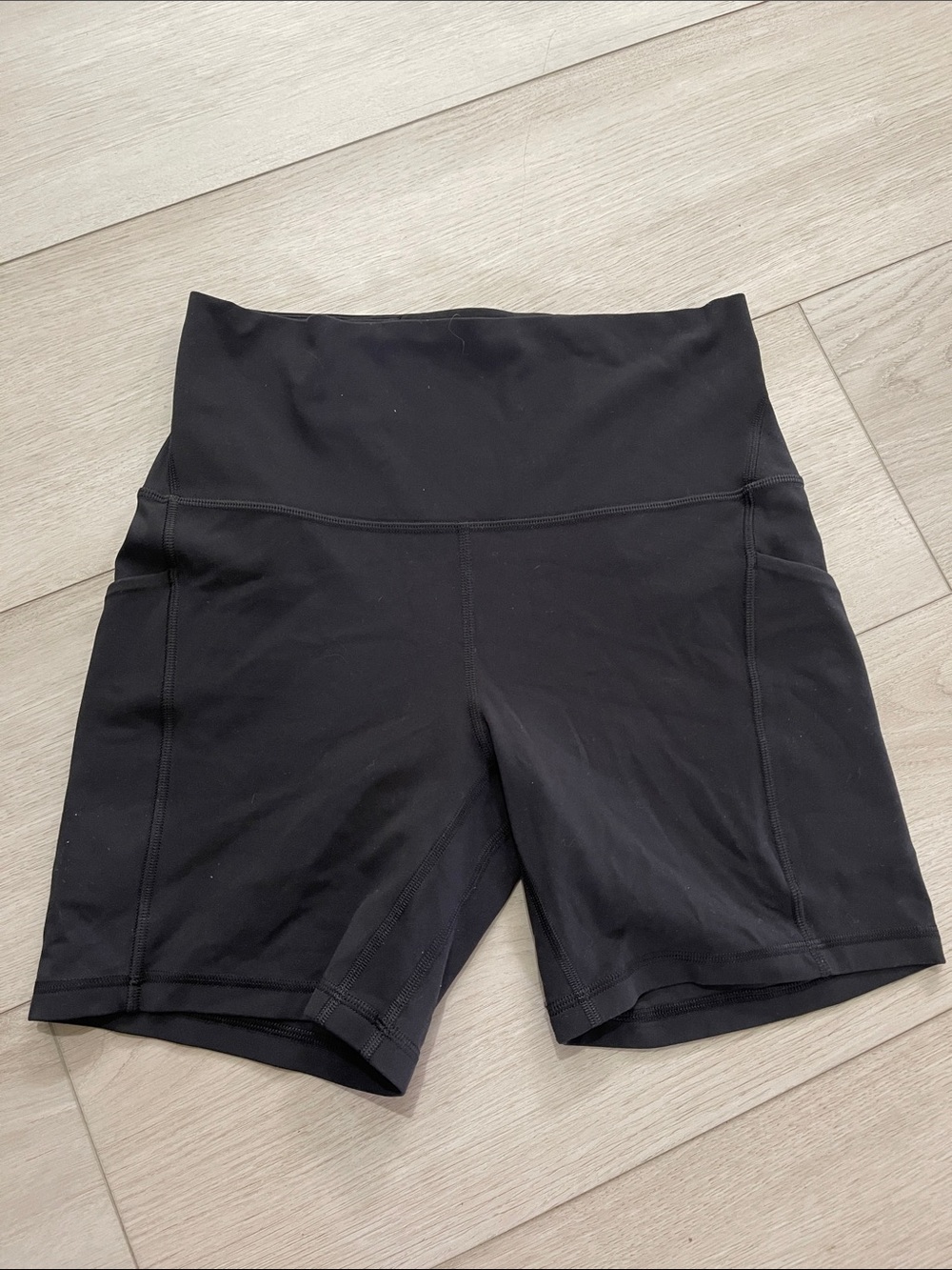 lululemon athletica Black High-Rise Bike Shorts with Side Pockets - Picture 2 of 5